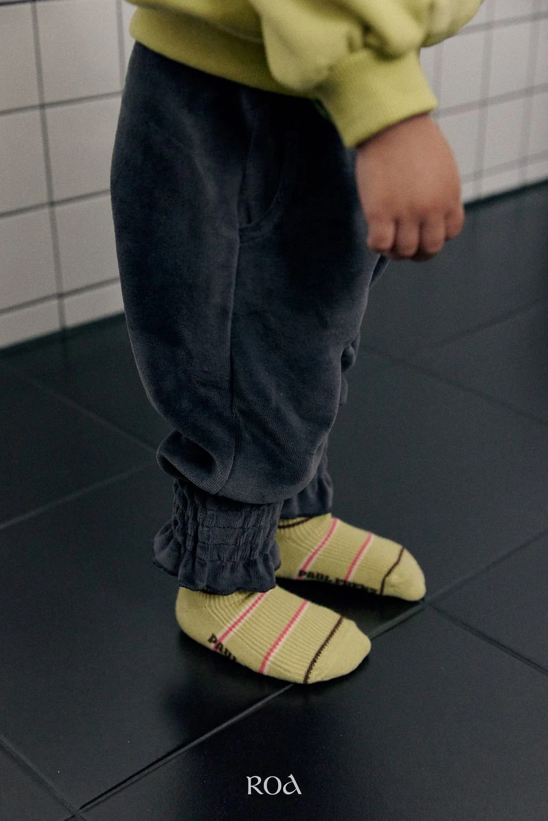 Smock Aladdin Pants by Roa for Baby - view 12
