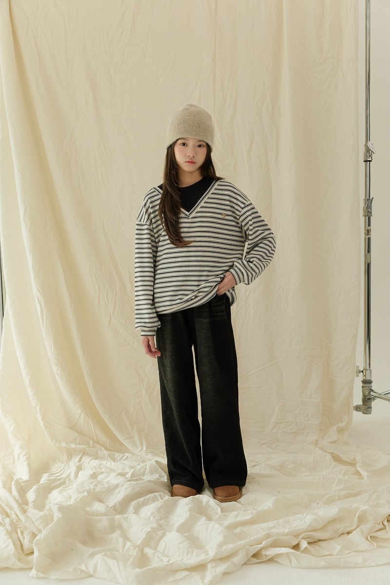 Cozy V-Neck Layered Sweatshirt by Sm2 for Child - view 4