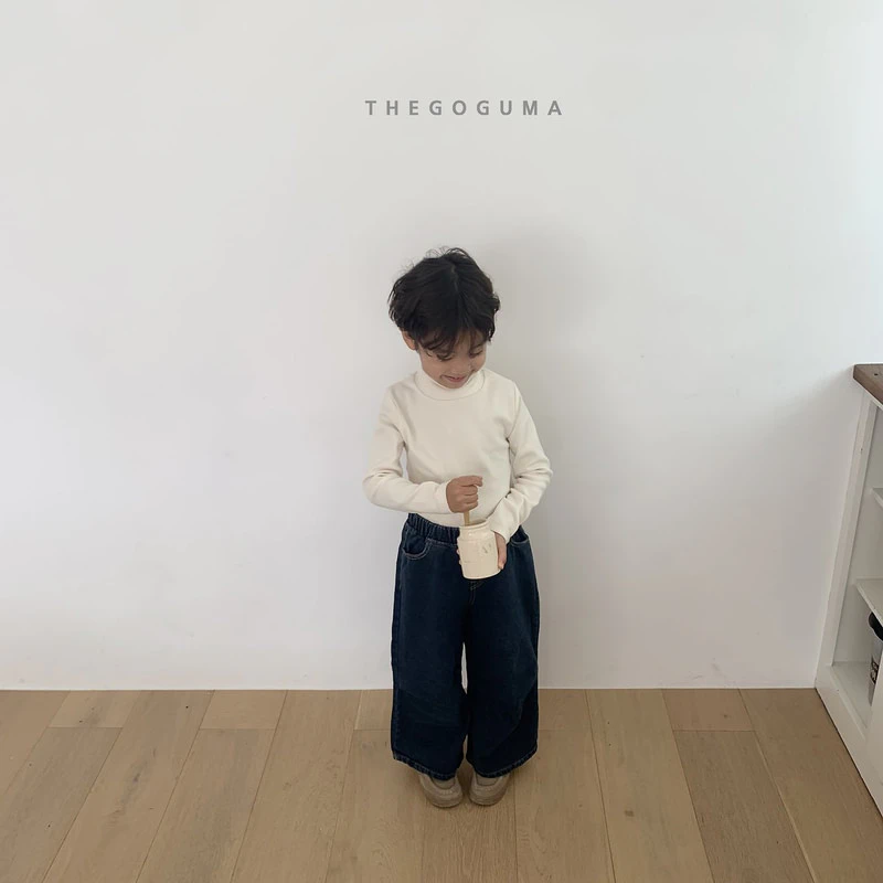 Point Pleats Fleeced Denim Pants by Thegoguma for Child - view 10