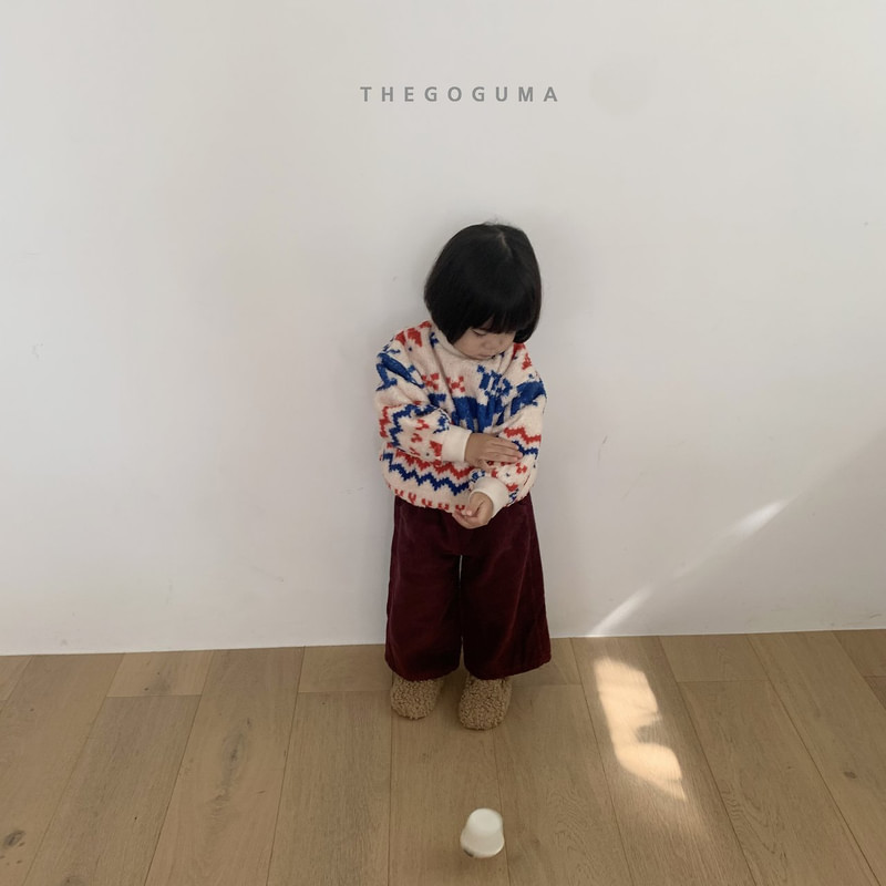 Pogeun Boa Sweatshirt by Thegoguma for Child - view 9
