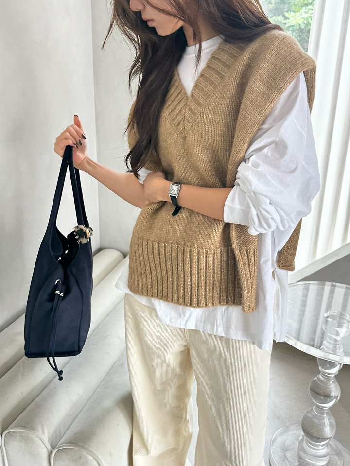 Open Slit Vest by There's for Women - view 9