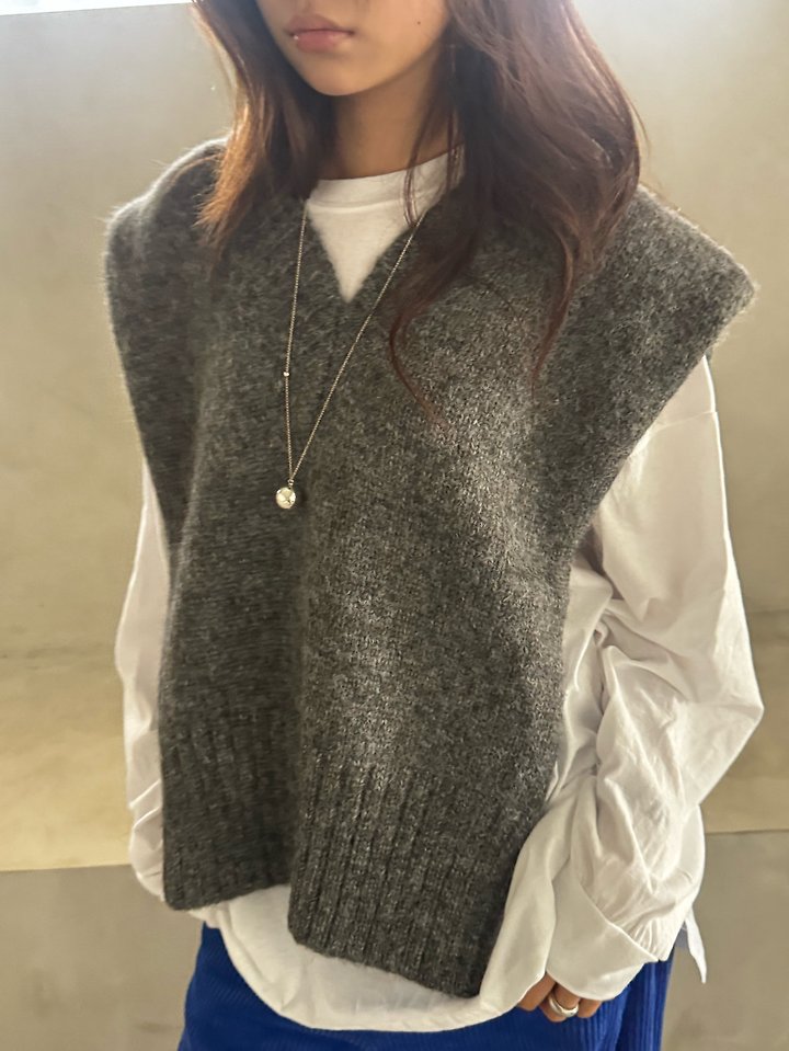 Open Slit Vest by There's for Women - view 7