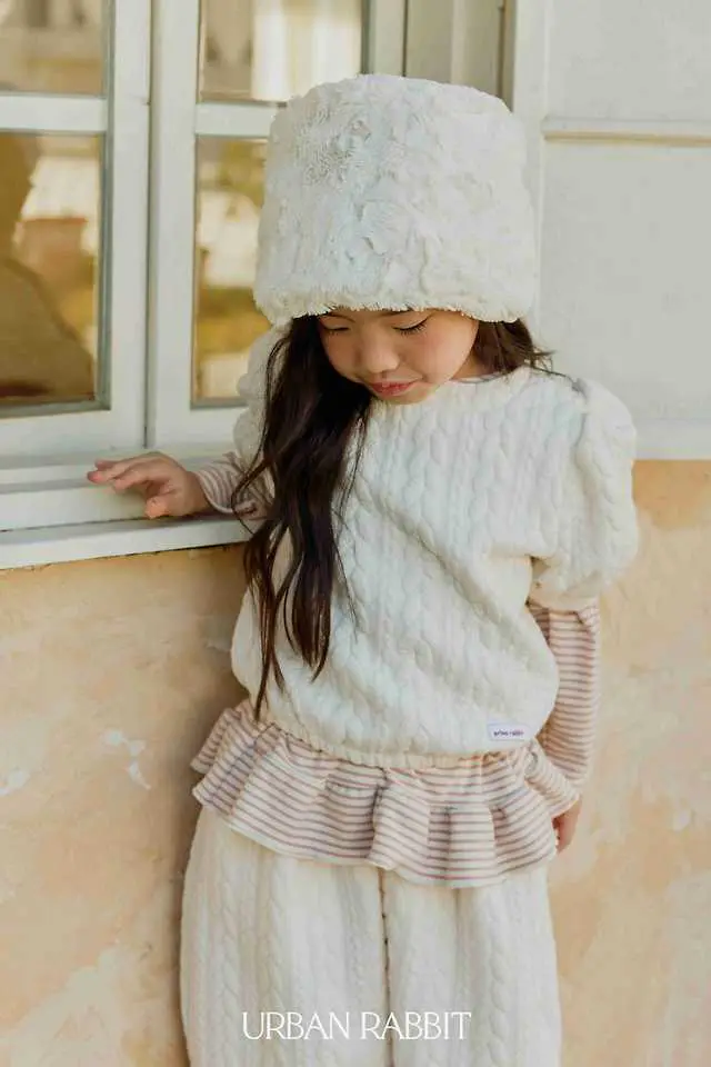 Cable Quilting Short Sleeve Tee by Urban Rabbit for Child - view 7