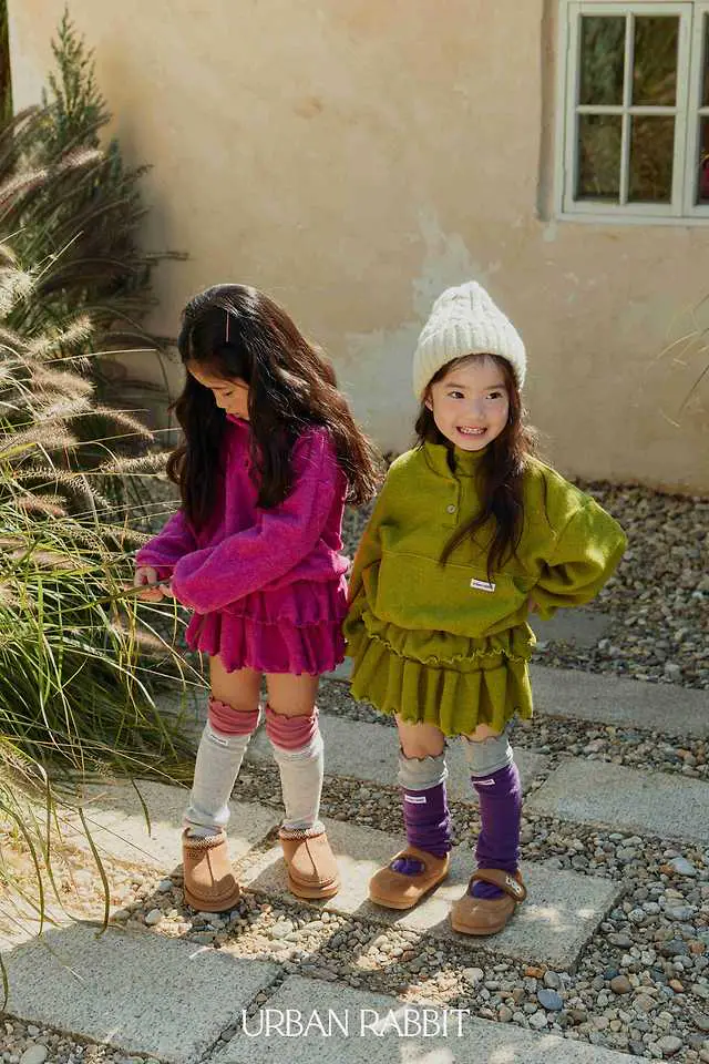 Voluminous Color Contrast Socks by Urban Rabbit for Child - view 4