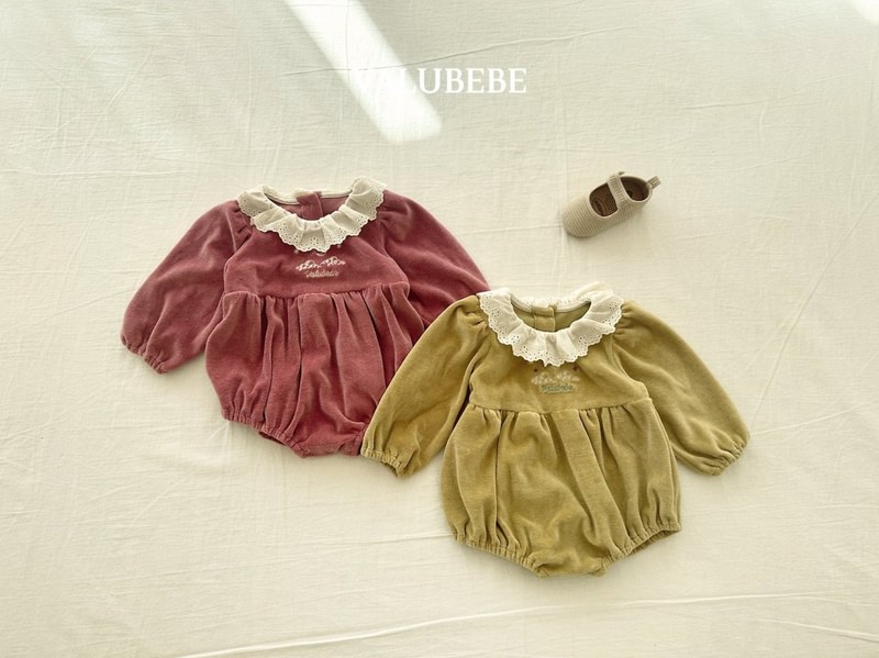 Embroidery Velour Suit by Valu Bebe for Baby - view 7