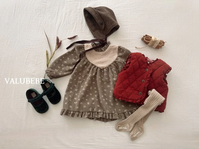 Herringbone Bonnet Hat by Valu Bebe for Baby - view 7