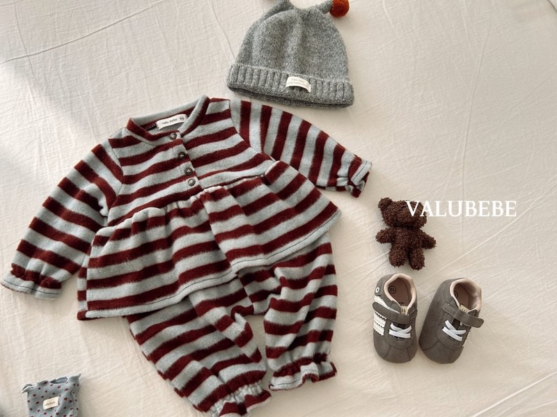 Frill Skirt Suit by Valu Bebe for Baby - view 11