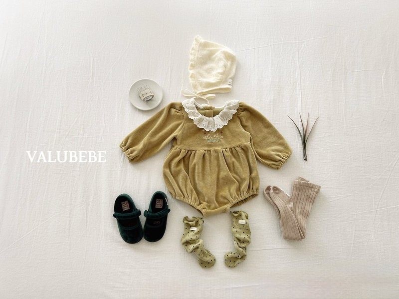 Embroidery Velour Suit by Valu Bebe for Baby - view 9