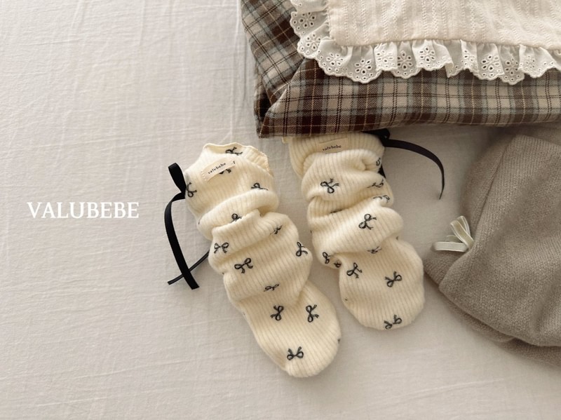 Crown Ribbon Doldol Socks by Valu Bebe for Baby - view 7