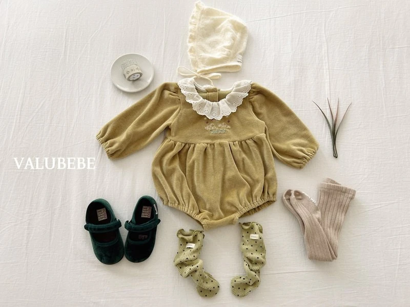 Heart Frill Bonnet Hat by Valu Bebe for Baby - view 11