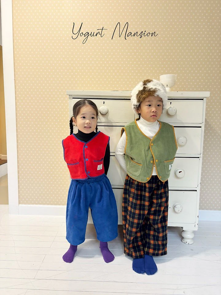 Mellow Reversible Vest by Yogurt Mansion for Child - view 4
