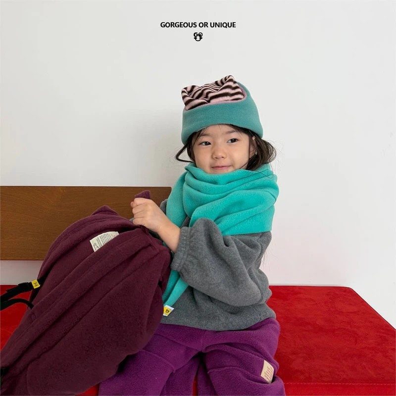 Seven Muffler by Go;u for Child - view 2